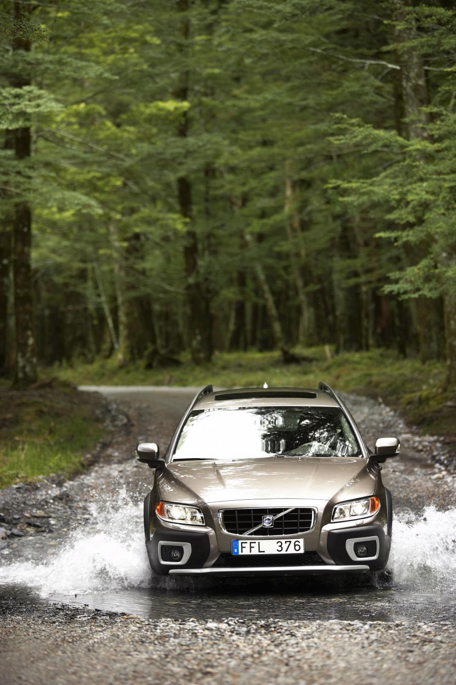  Volvo XC70 3.2 AWD 2008 года  (фото 59 из 68)